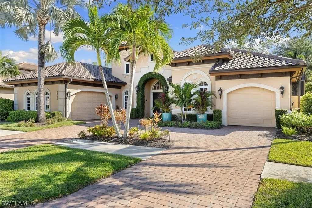 9094 Sahalee Court Naples FL 34113