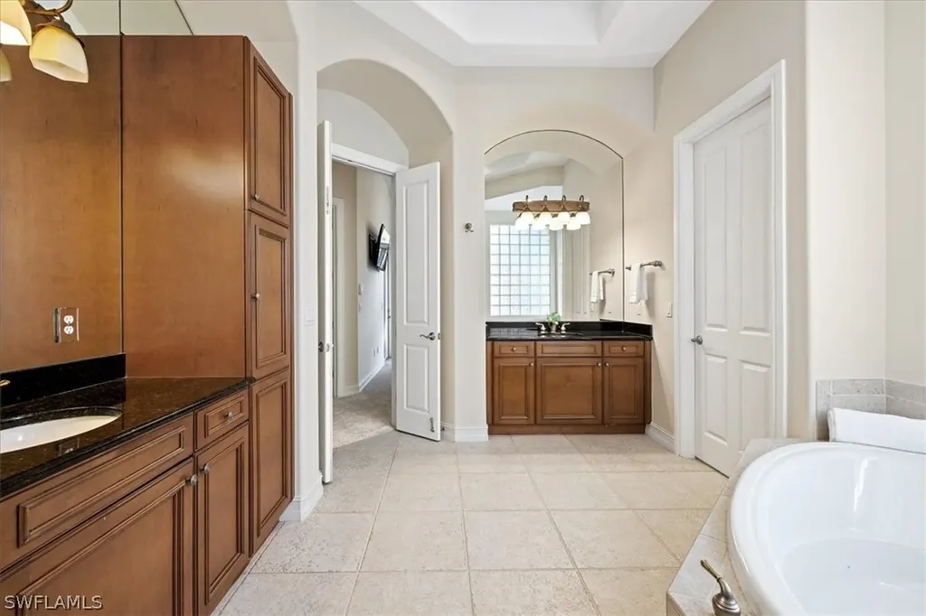 9094 Sahalee Court Naples FL 34113