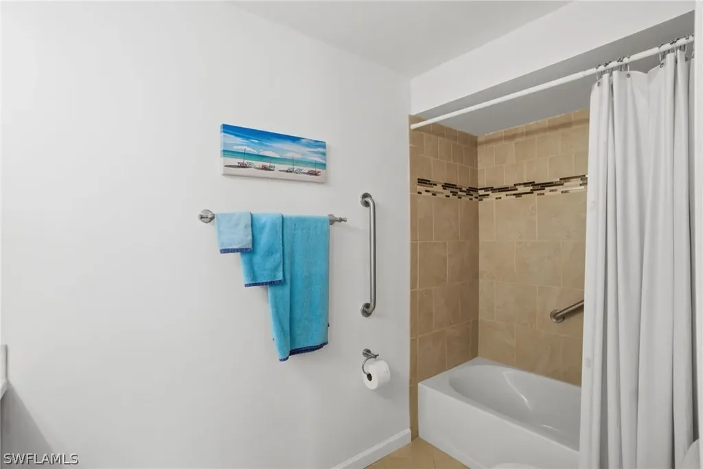 2476 Orchid Bay Drive Naples FL 34109