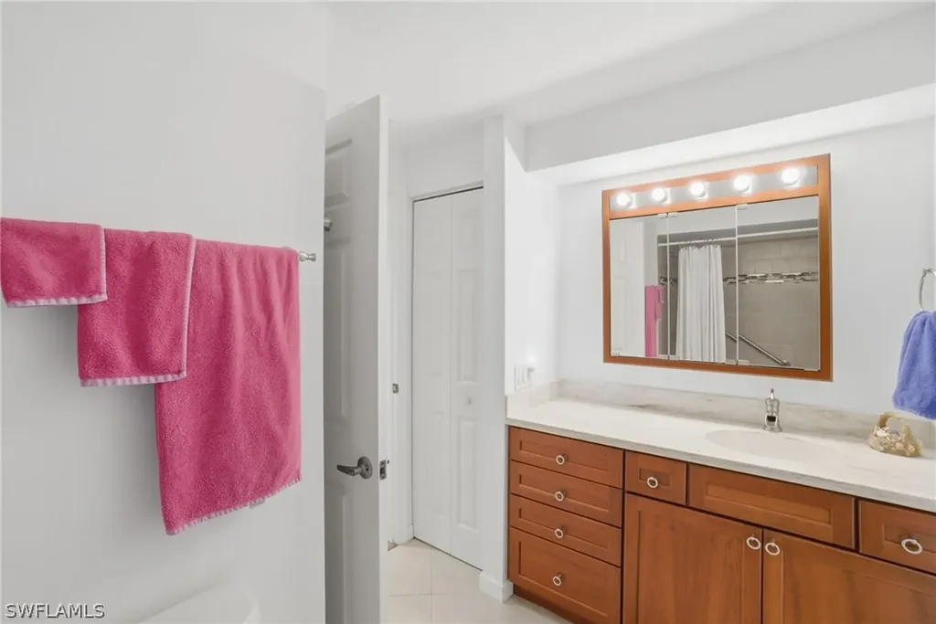 2476 Orchid Bay Drive Naples FL 34109