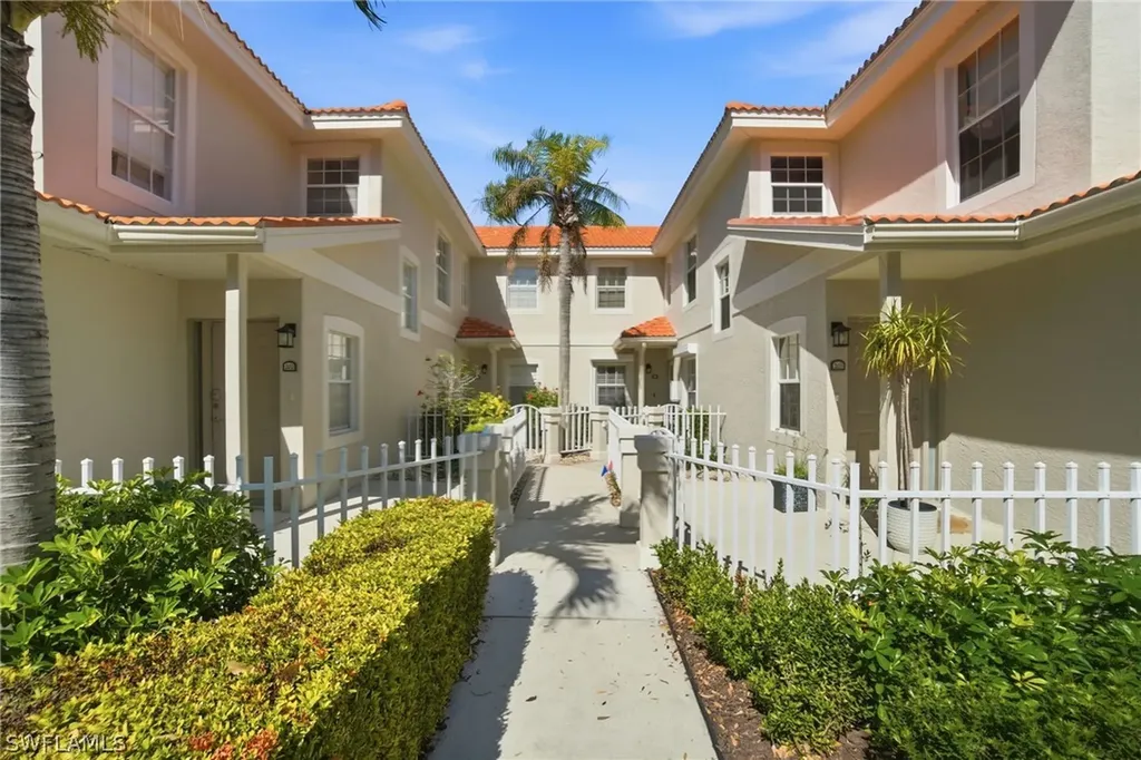 2476 Orchid Bay Drive Naples FL 34109