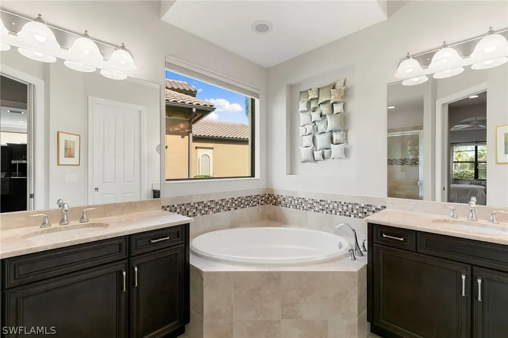 7347 Lantana Circle Naples FL 34119