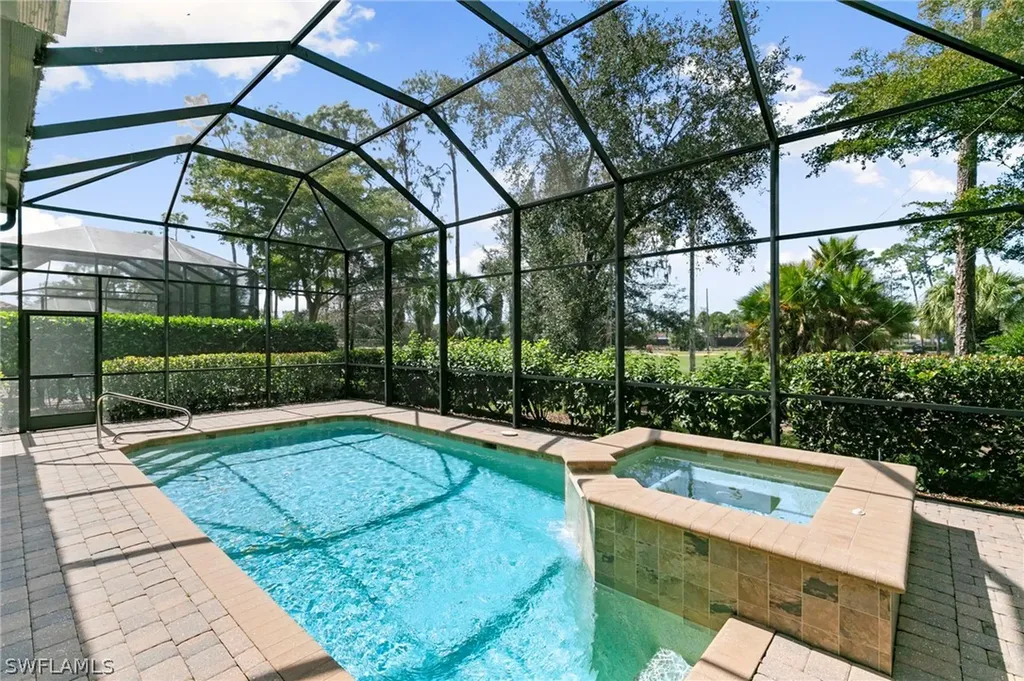 7347 Lantana Circle Naples FL 34119