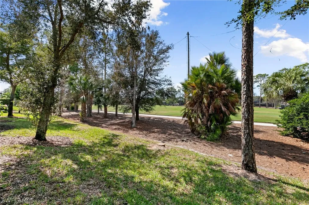7347 Lantana Circle Naples FL 34119