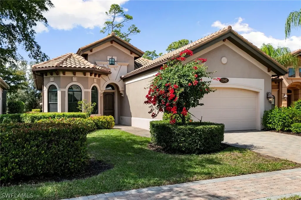 7347 Lantana Circle Naples FL 34119