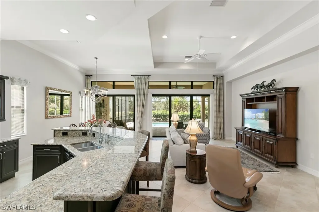 7347 Lantana Circle Naples FL 34119