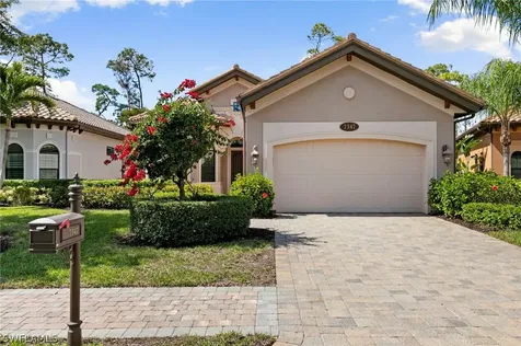 7347 Lantana Circle Naples FL 34119