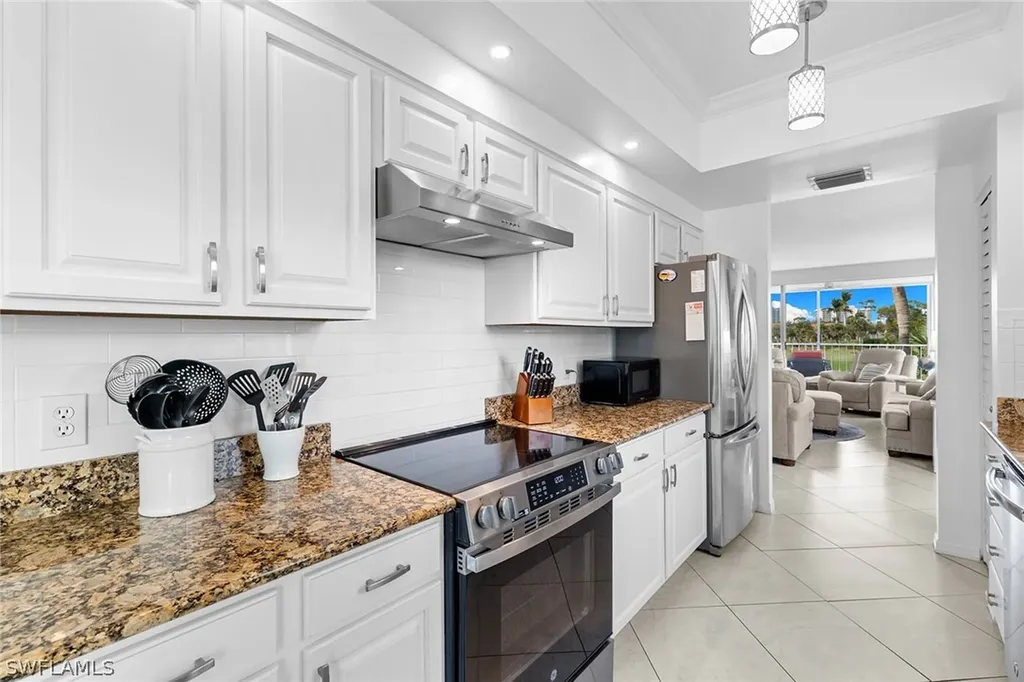 4140 Bayhead Drive Bonita Springs FL 34134