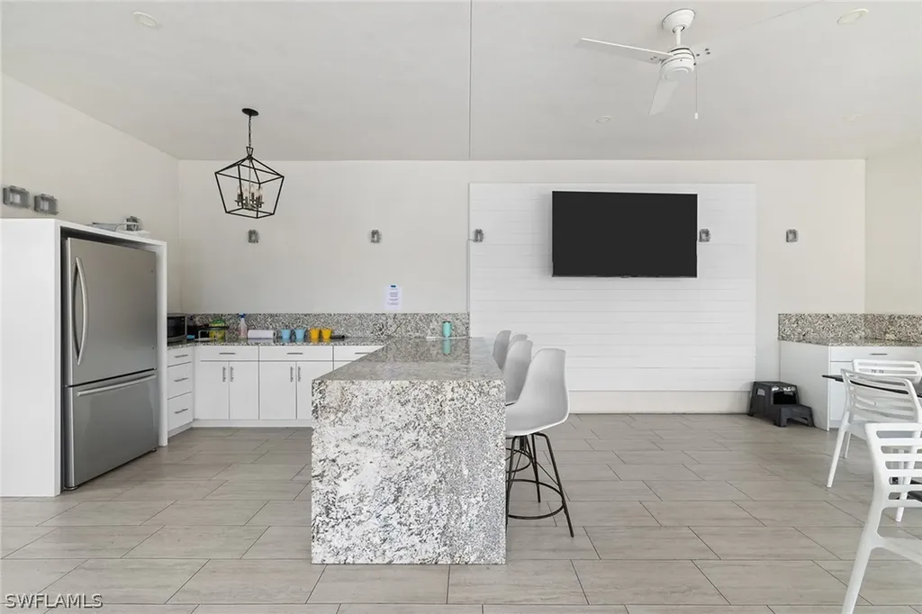 4140 Bayhead Drive Bonita Springs FL 34134