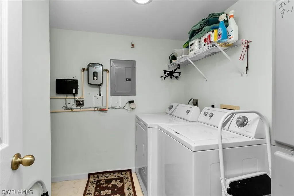 1001 Eastham Way Naples FL 34104