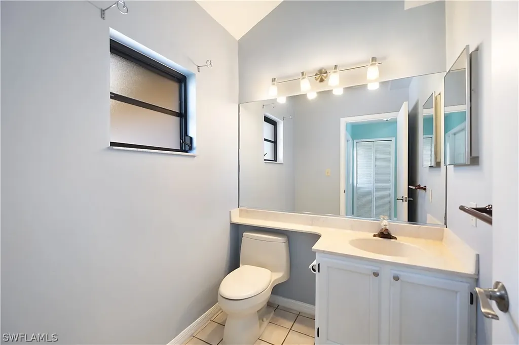 1250 Jardin Drive Naples FL 34104