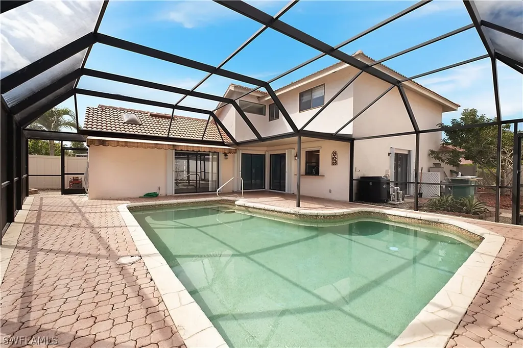 1250 Jardin Drive Naples FL 34104