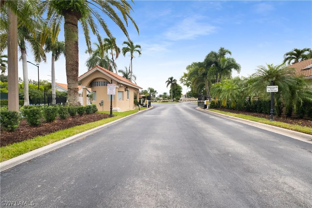 1250 Jardin Drive Naples FL 34104