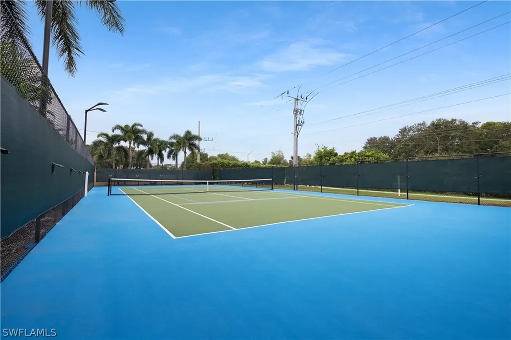 1250 Jardin Drive Naples FL 34104