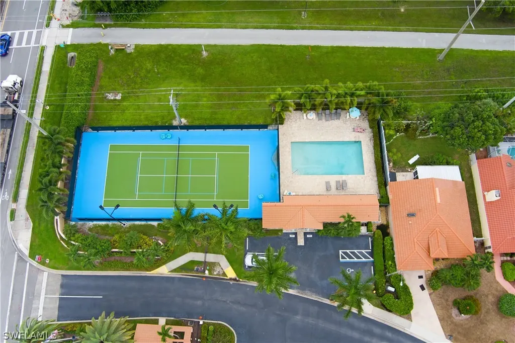 1250 Jardin Drive Naples FL 34104