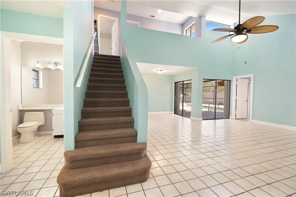 1250 Jardin Drive Naples FL 34104