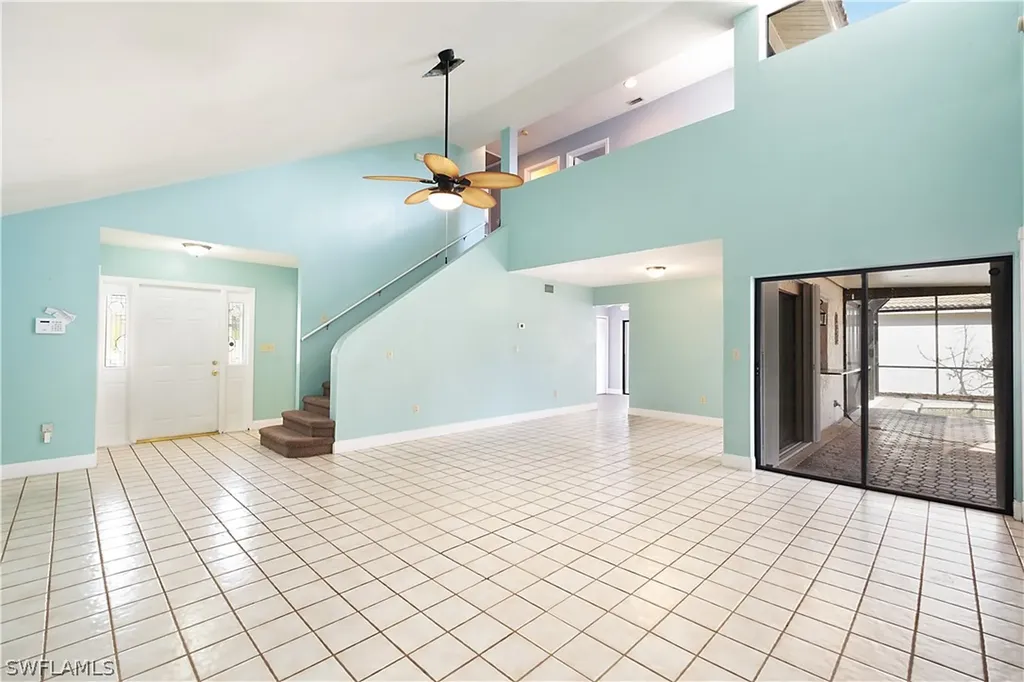 1250 Jardin Drive Naples FL 34104