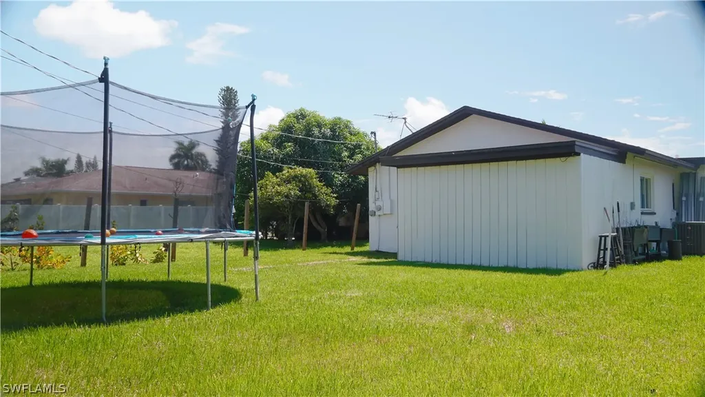 759 100th Avenue N Naples FL 34108