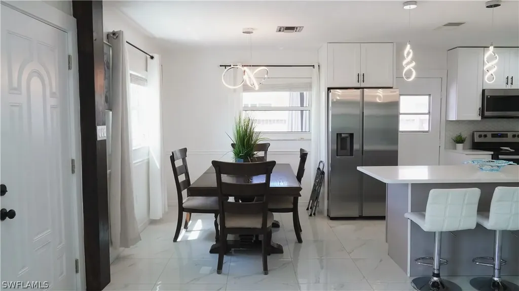 759 100th Avenue N Naples FL 34108