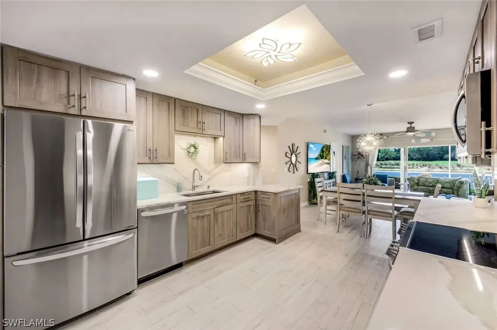 6260 Bellerive Avenue Naples FL 34119