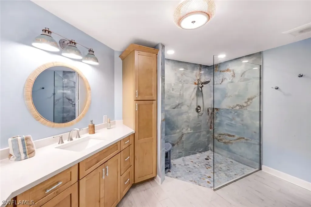 6260 Bellerive Avenue Naples FL 34119
