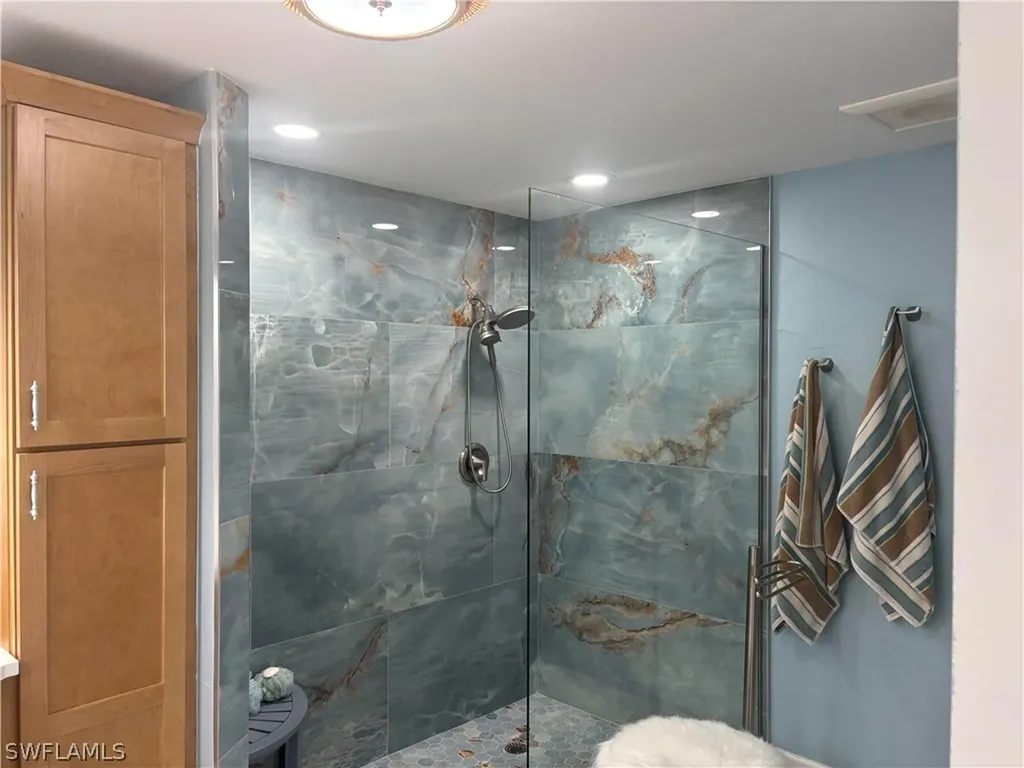 6260 Bellerive Avenue Naples FL 34119