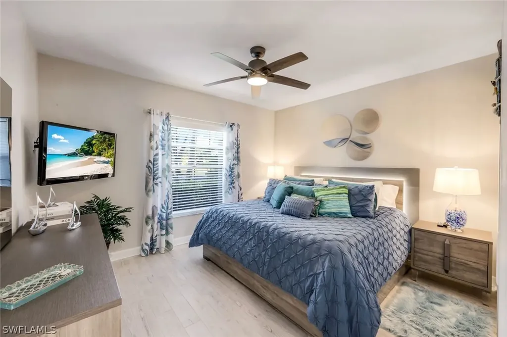 6260 Bellerive Avenue Naples FL 34119