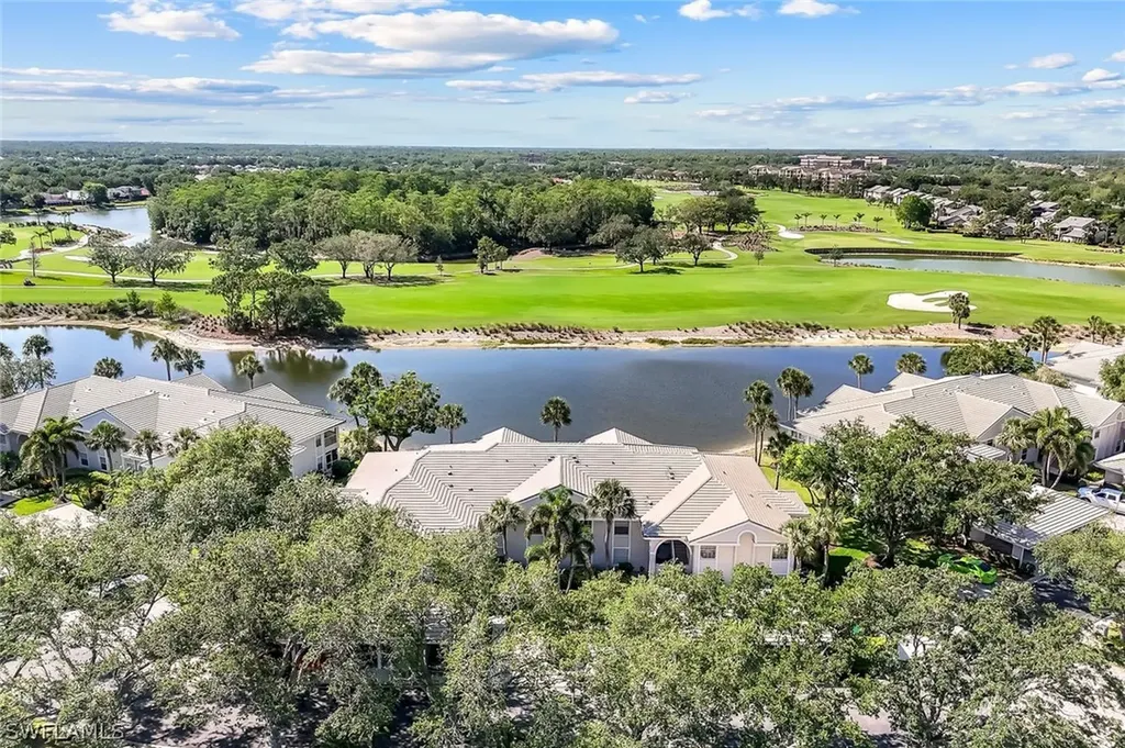 6260 Bellerive Avenue Naples FL 34119