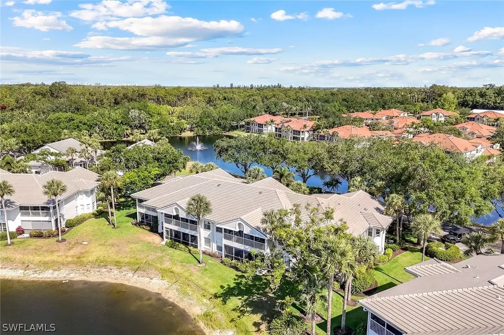 6260 Bellerive Avenue Naples FL 34119