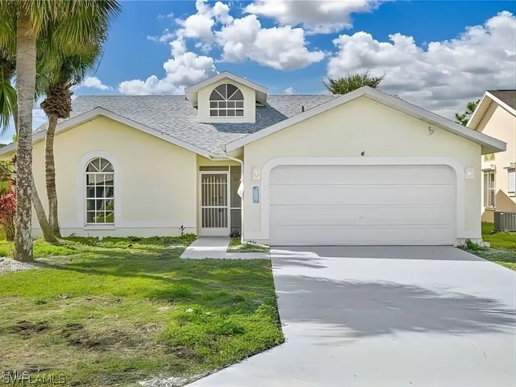 3832 Sabal Springs Boulevard North Fort Myers FL 33917