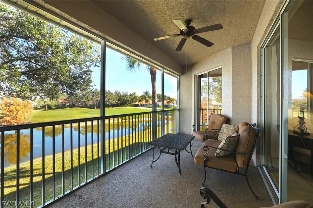 2033 Crestview Way Naples FL 34119
