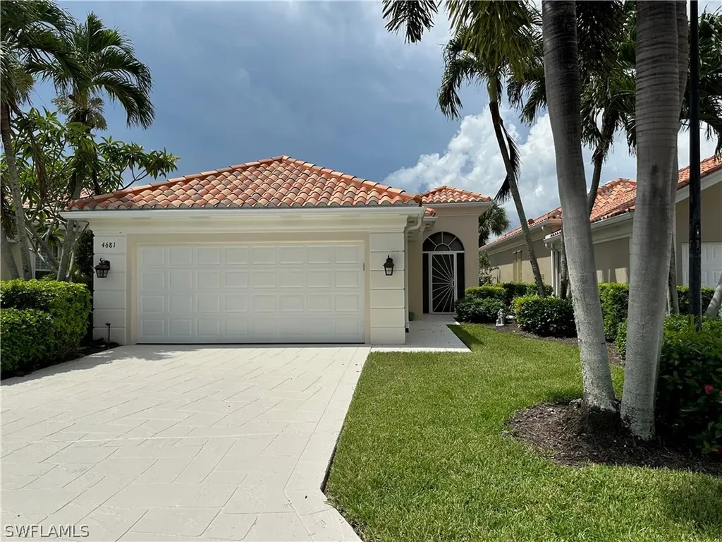 4681 Rio Poco Court Naples FL 34109