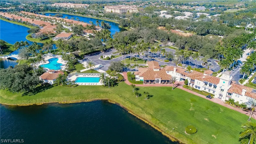 4681 Rio Poco Court Naples FL 34109