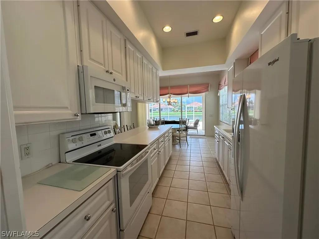 4681 Rio Poco Court Naples FL 34109