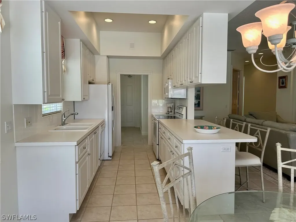 4681 Rio Poco Court Naples FL 34109