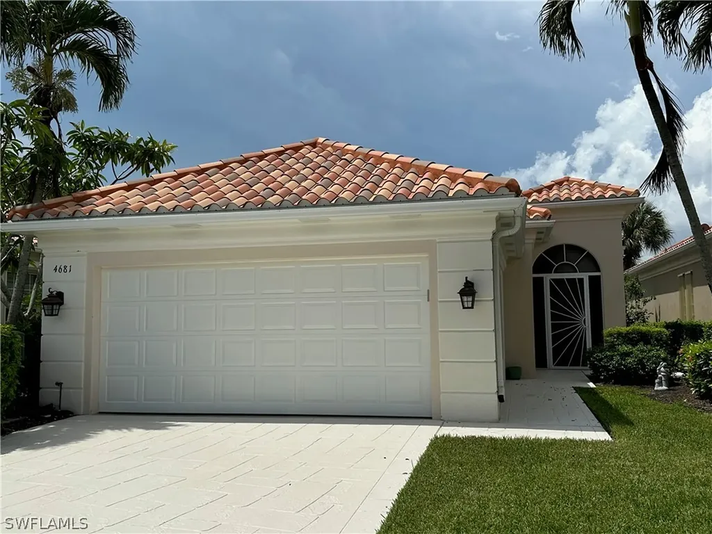 4681 Rio Poco Court Naples FL 34109