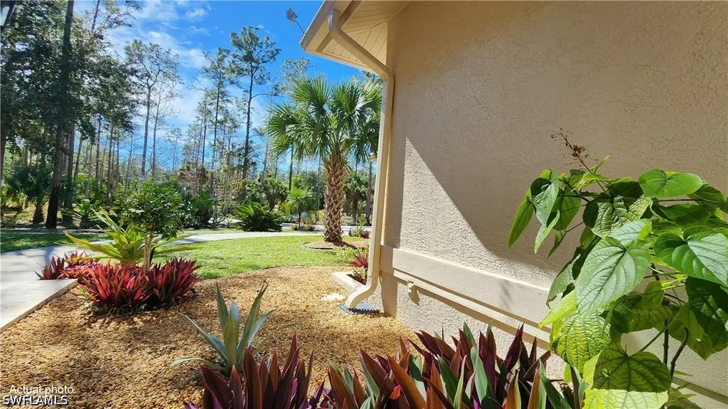 4445 2nd Avenue NE Naples FL 34120