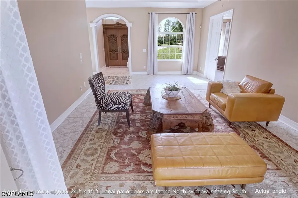 4445 2nd Avenue NE Naples FL 34120