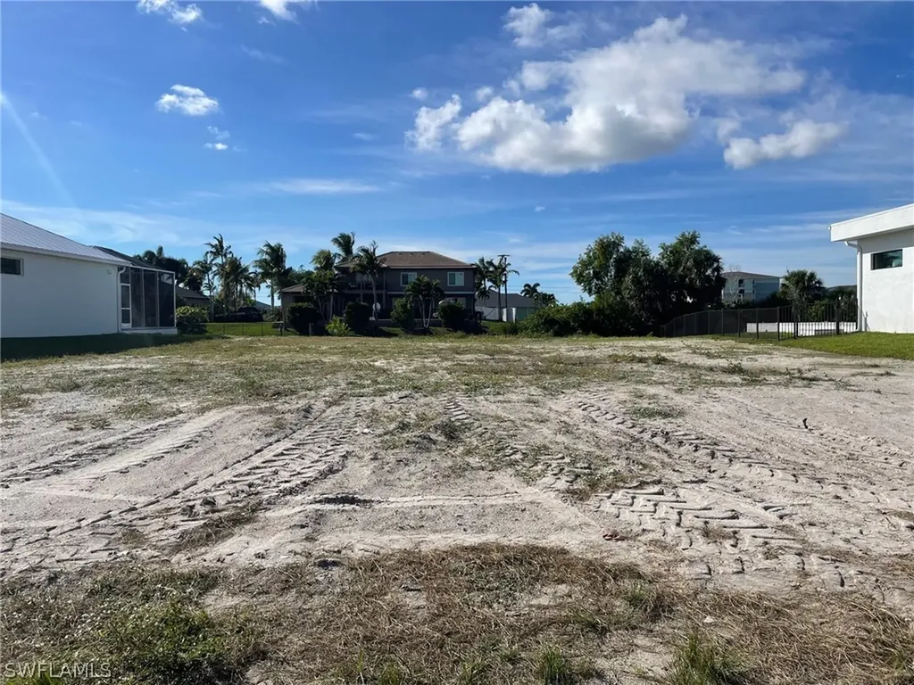 3814 SW 17th Avenue Cape Coral FL 33914
