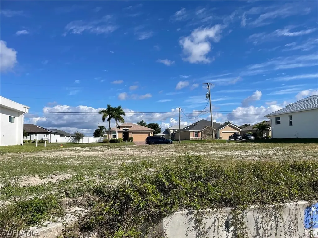 3814 SW 17th Avenue Cape Coral FL 33914