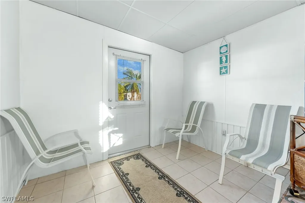 31 San Remo Circle Naples FL 34112