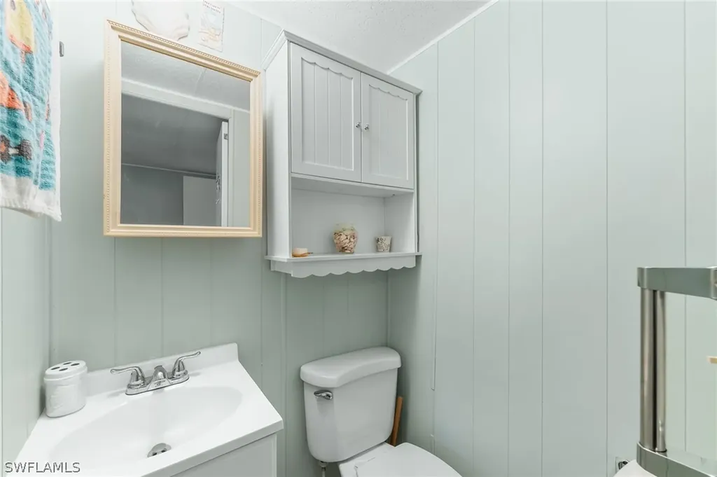 31 San Remo Circle Naples FL 34112