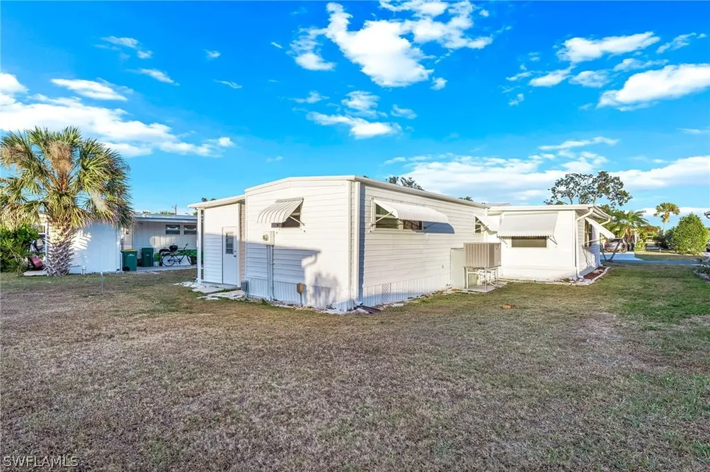 31 San Remo Circle Naples FL 34112