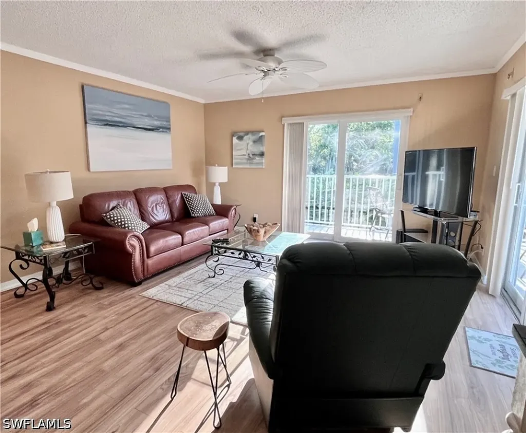 256 Palm Drive Naples FL 34112