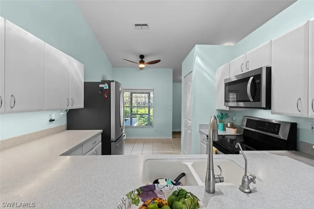 2912 W Crown Pointe Boulevard Naples FL 34112