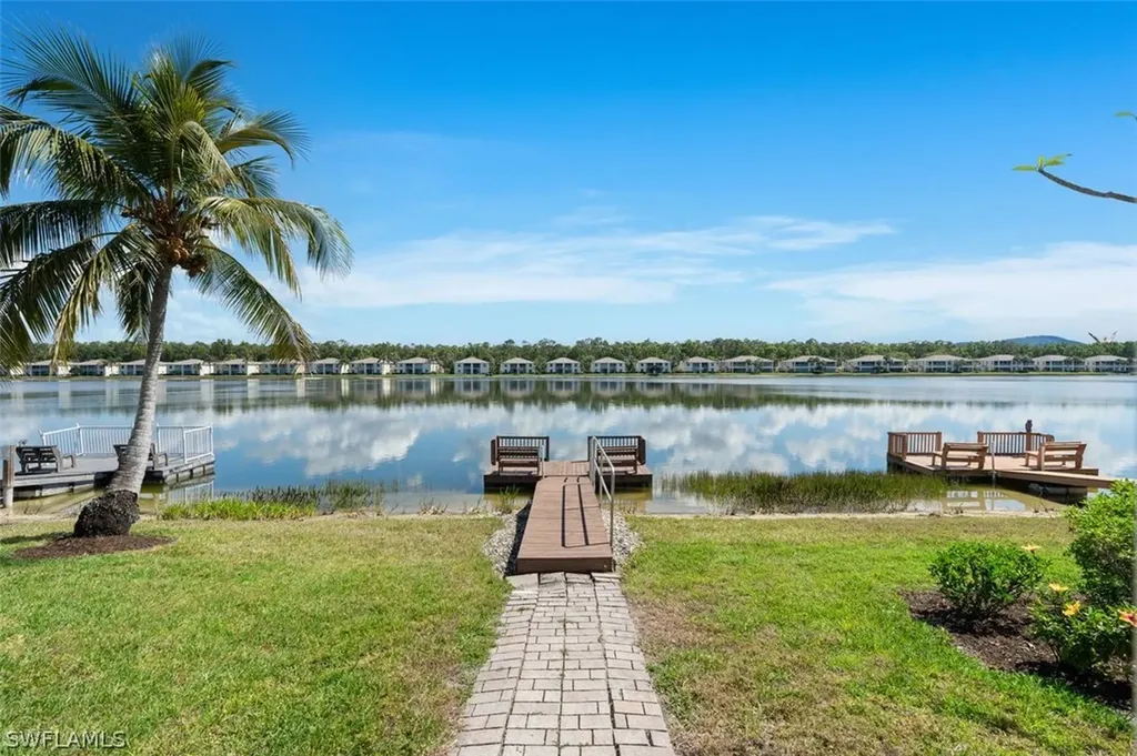 2912 W Crown Pointe Boulevard Naples FL 34112