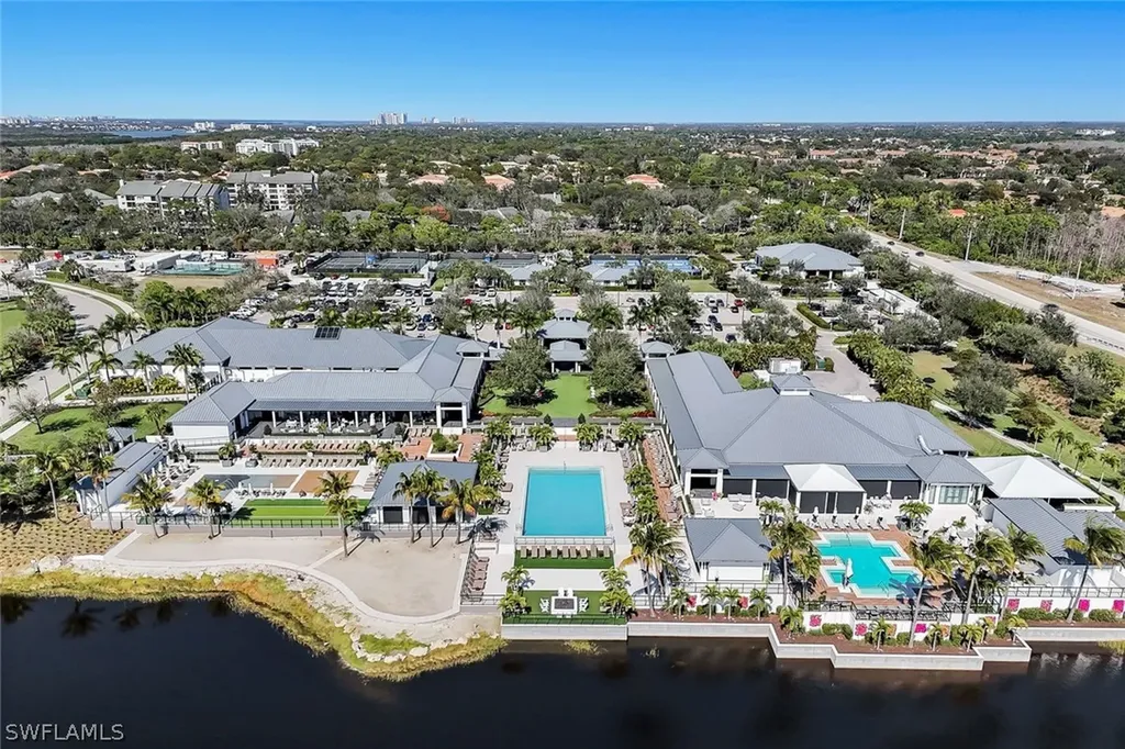 13935 Old Coast Road Naples FL 34110