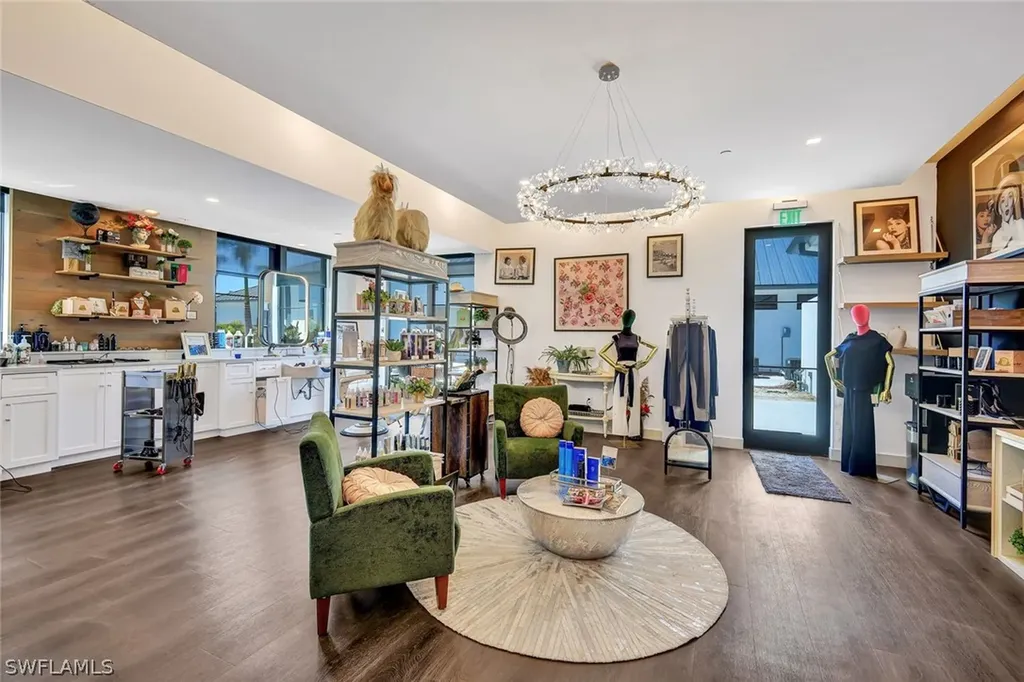 13935 Old Coast Road Naples FL 34110