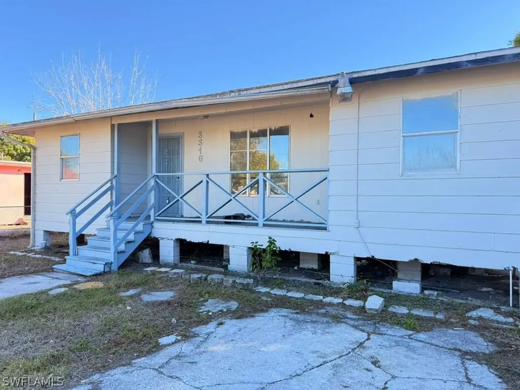 3316 Armstrong Court Fort Myers FL 33916