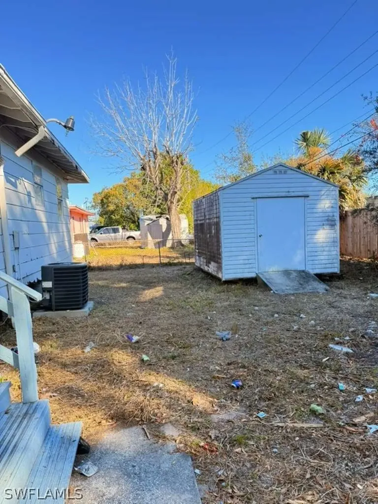 3316 Armstrong Court Fort Myers FL 33916